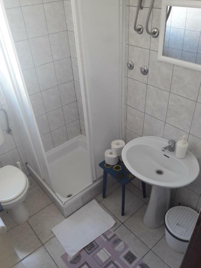 פג Apartments Pag Holiday מראה חיצוני תמונה